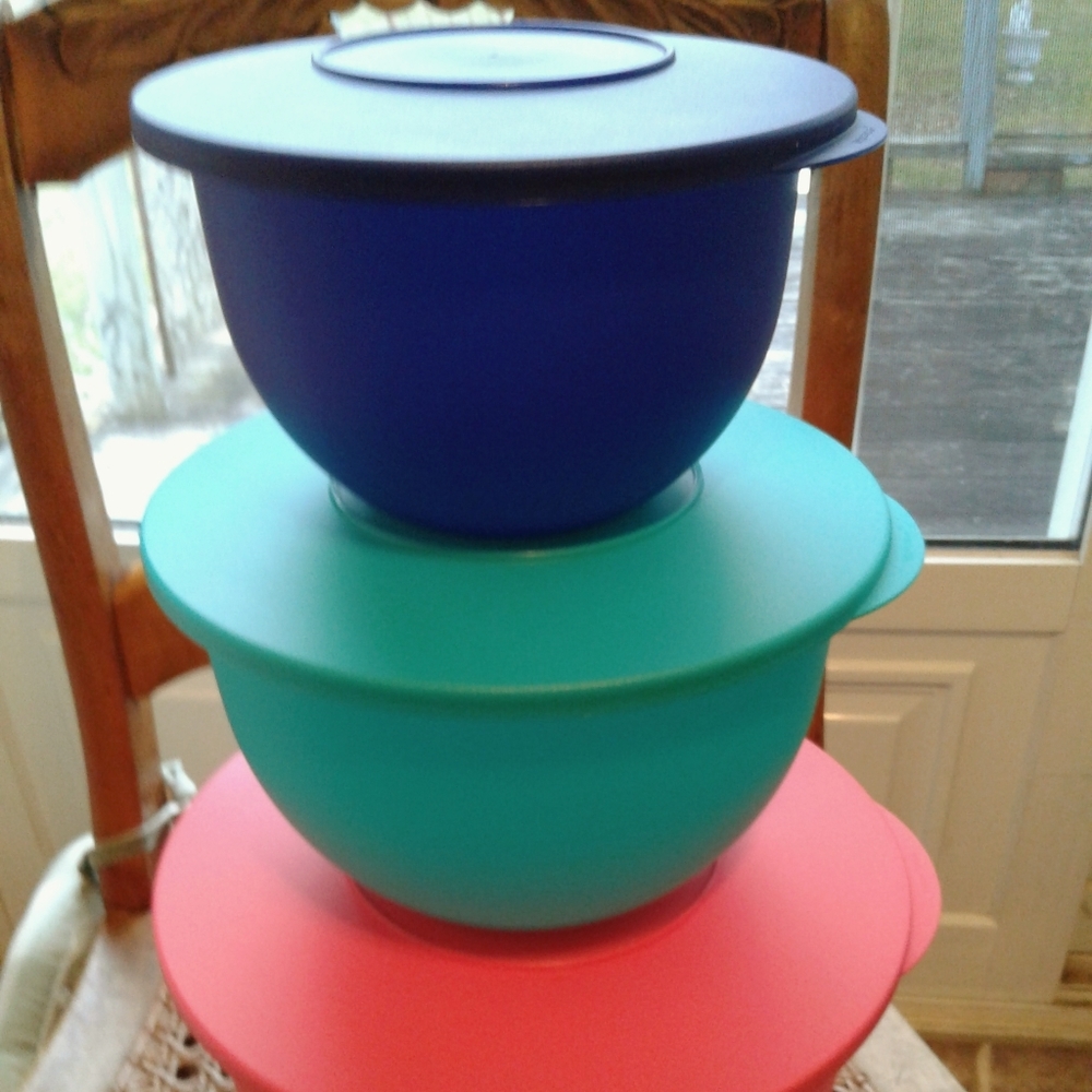 Tupperware Impressions Bowls